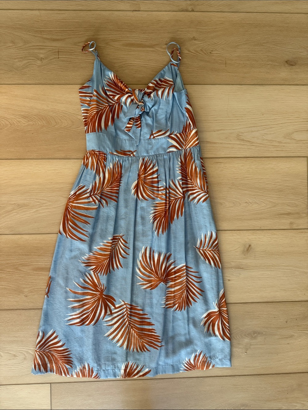 Lush size medium Light Blue Tropical Print Tie-Front Sundress WORN ONCE